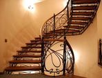 Винтовая кованая лестница фото